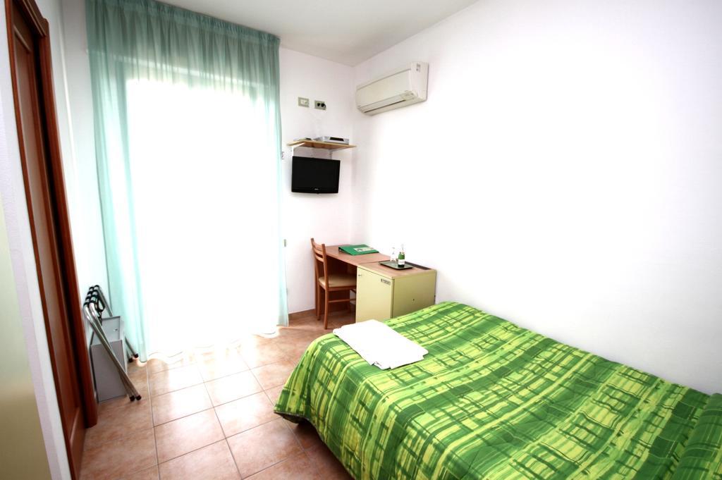 Hotel Alguer Bilik gambar