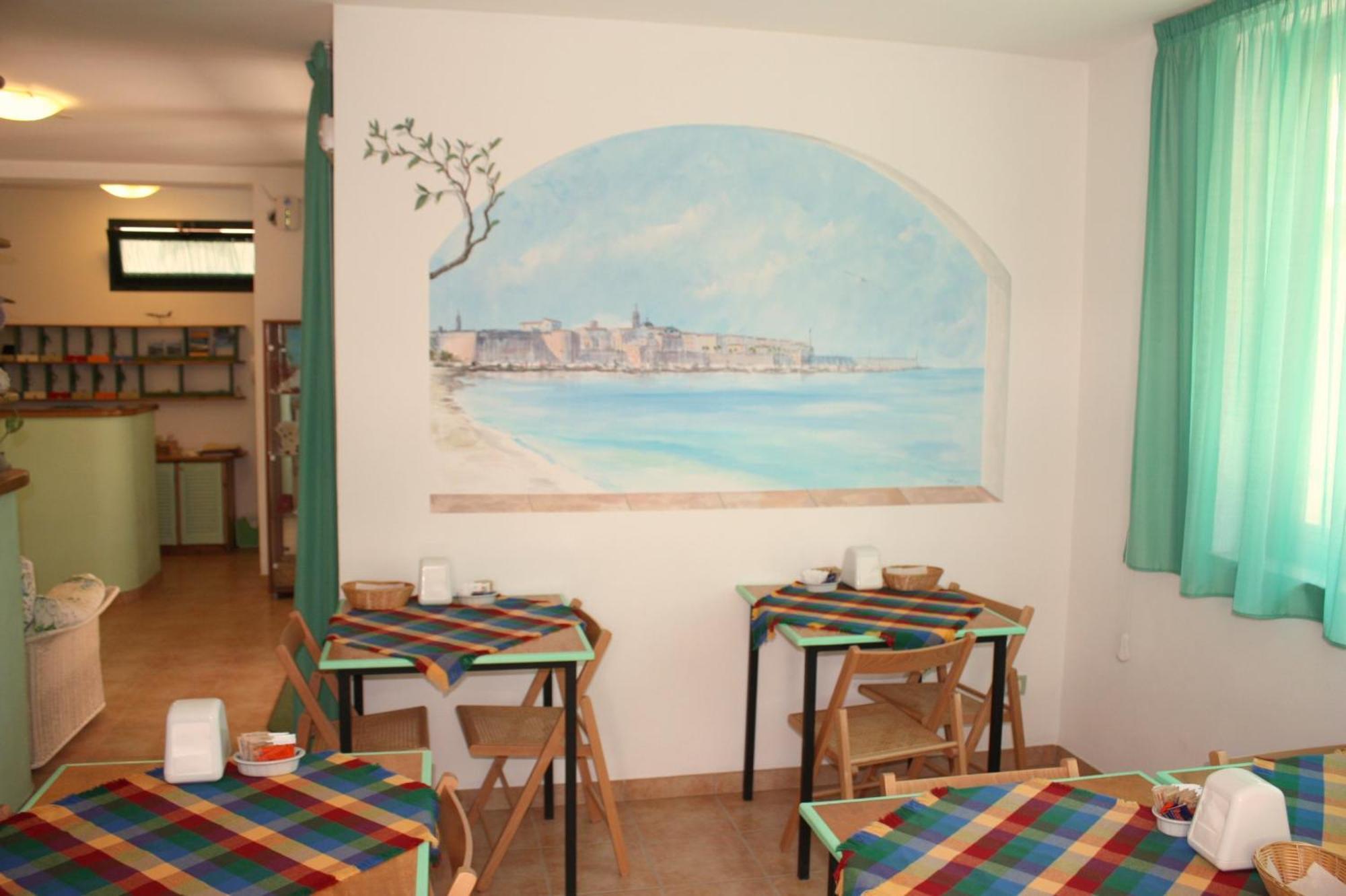 Hotel Alguer Luaran gambar