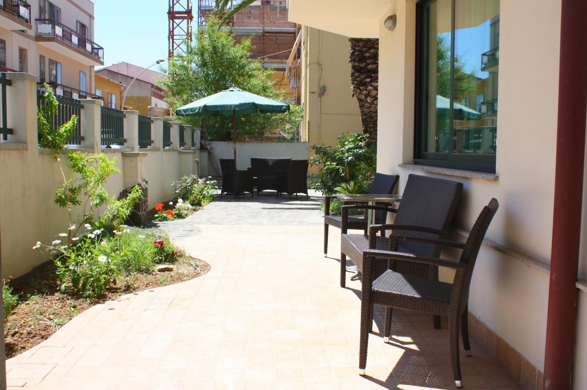 Hotel Alguer Luaran gambar