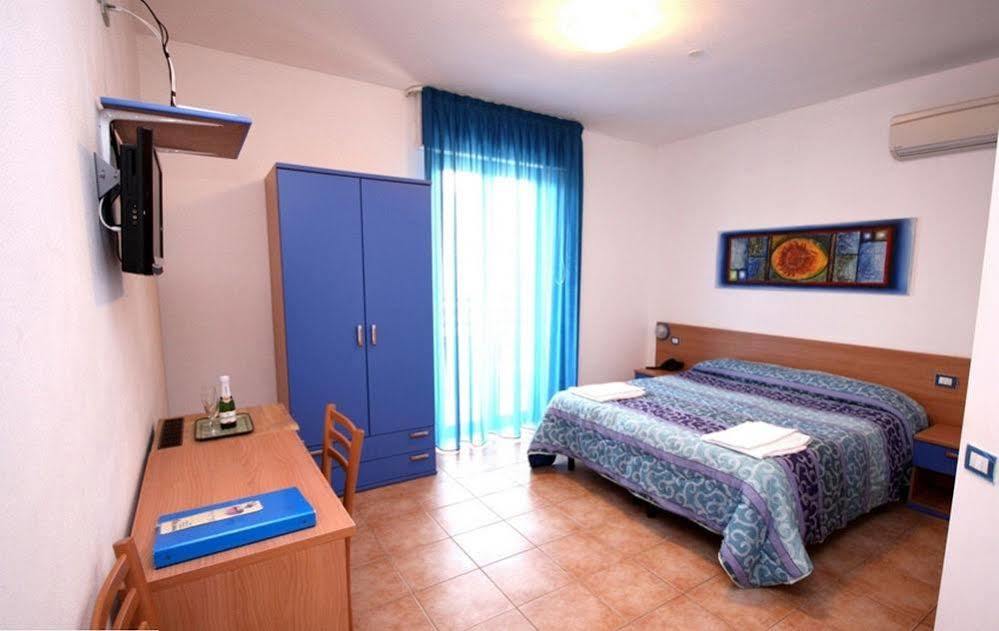 Hotel Alguer Luaran gambar